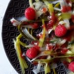 Effilochée de poireau aux framboises