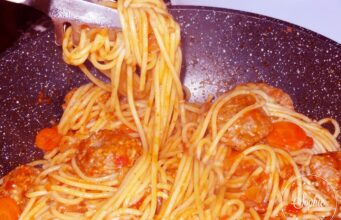 Spagherroni sauce tomate au vin blanc spagherroni-sauce-tomate-au-vin-blanc