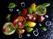 Salade de tomates anciennes compo
