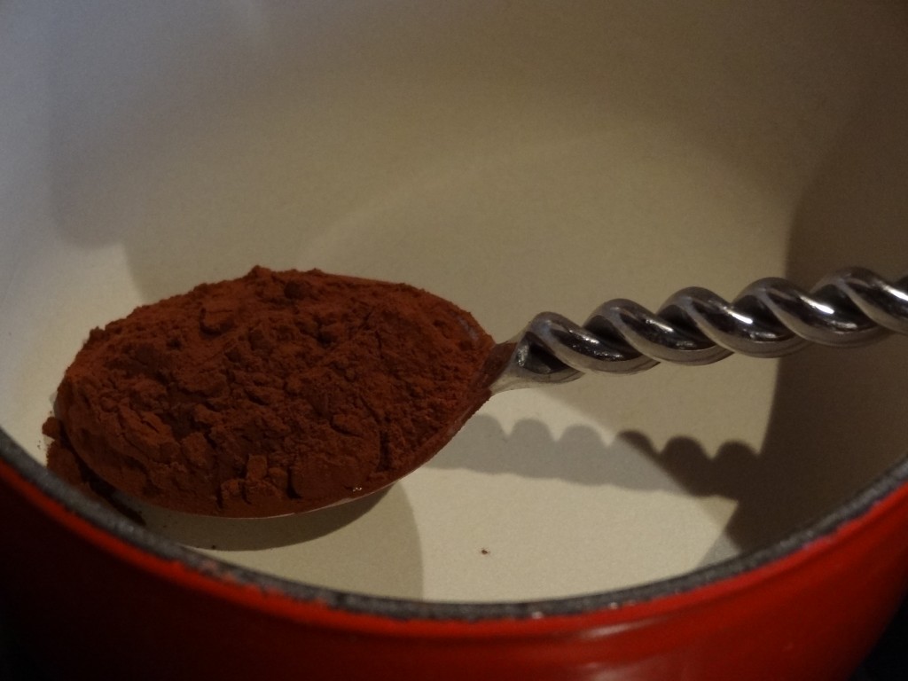 Chocolat chaud vegan épicé aux guimauves - Recette par Immersion Végétale