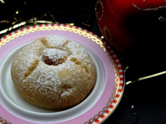 biscuits-de-noel-vegan-aux-noisettes