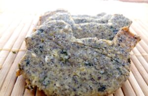 Crackers vegan, sans gluten, aux lentilles et sésame crackers-vegan-aux-lentilles-et-sesame