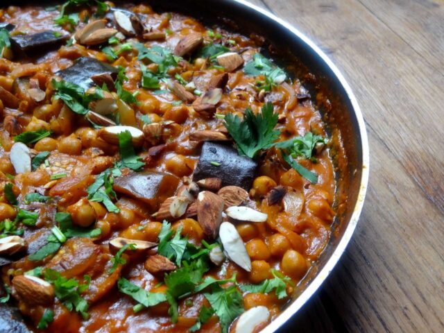 curry-daubergines-et-pois-chiches-au-lait-de-coco